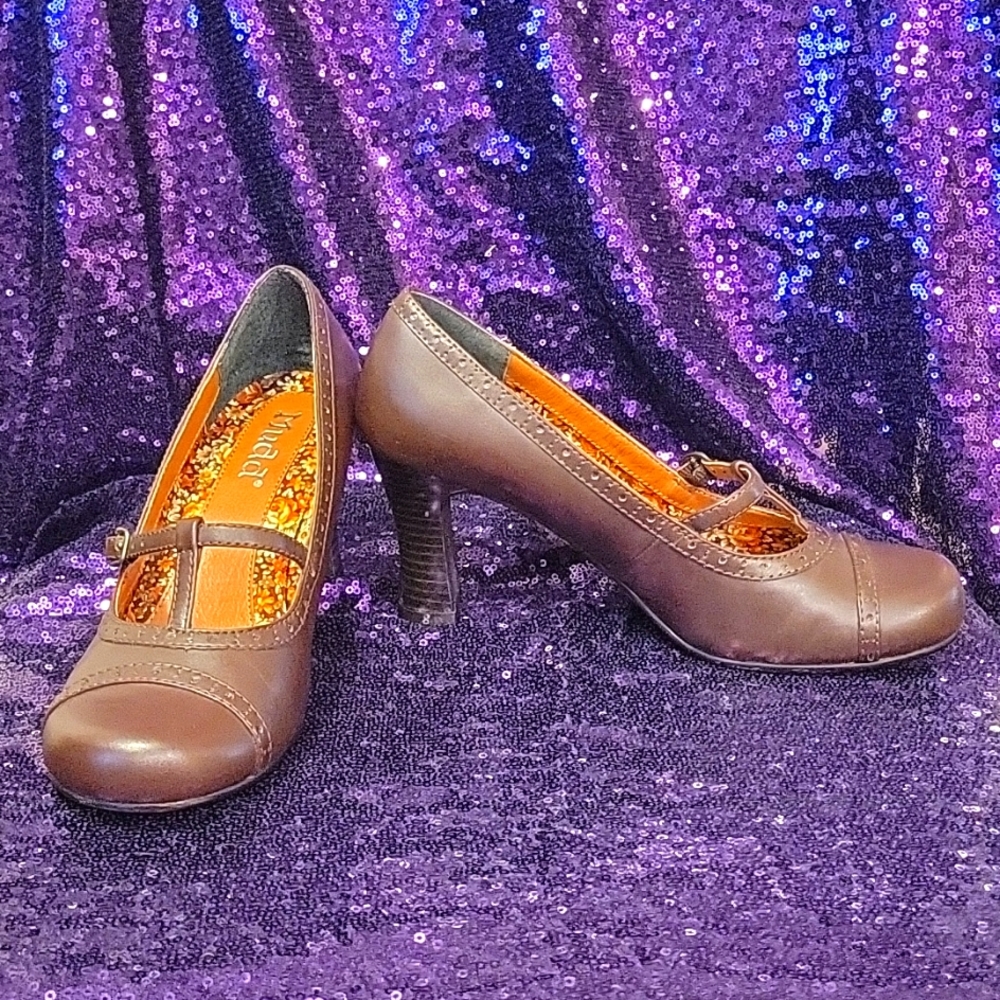 Retro Heels by Mudd